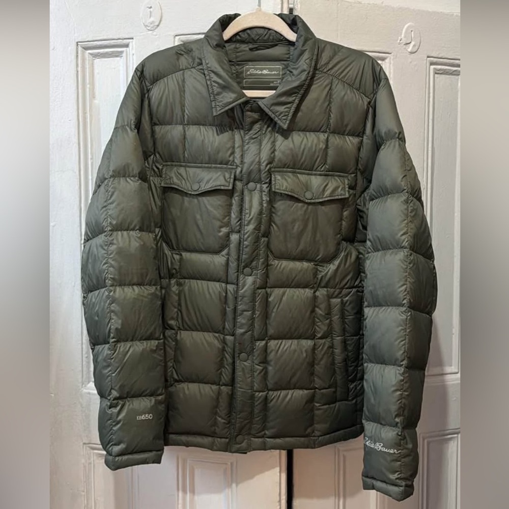 Men’s Eddie Bauer CirrusLite Jacket size M